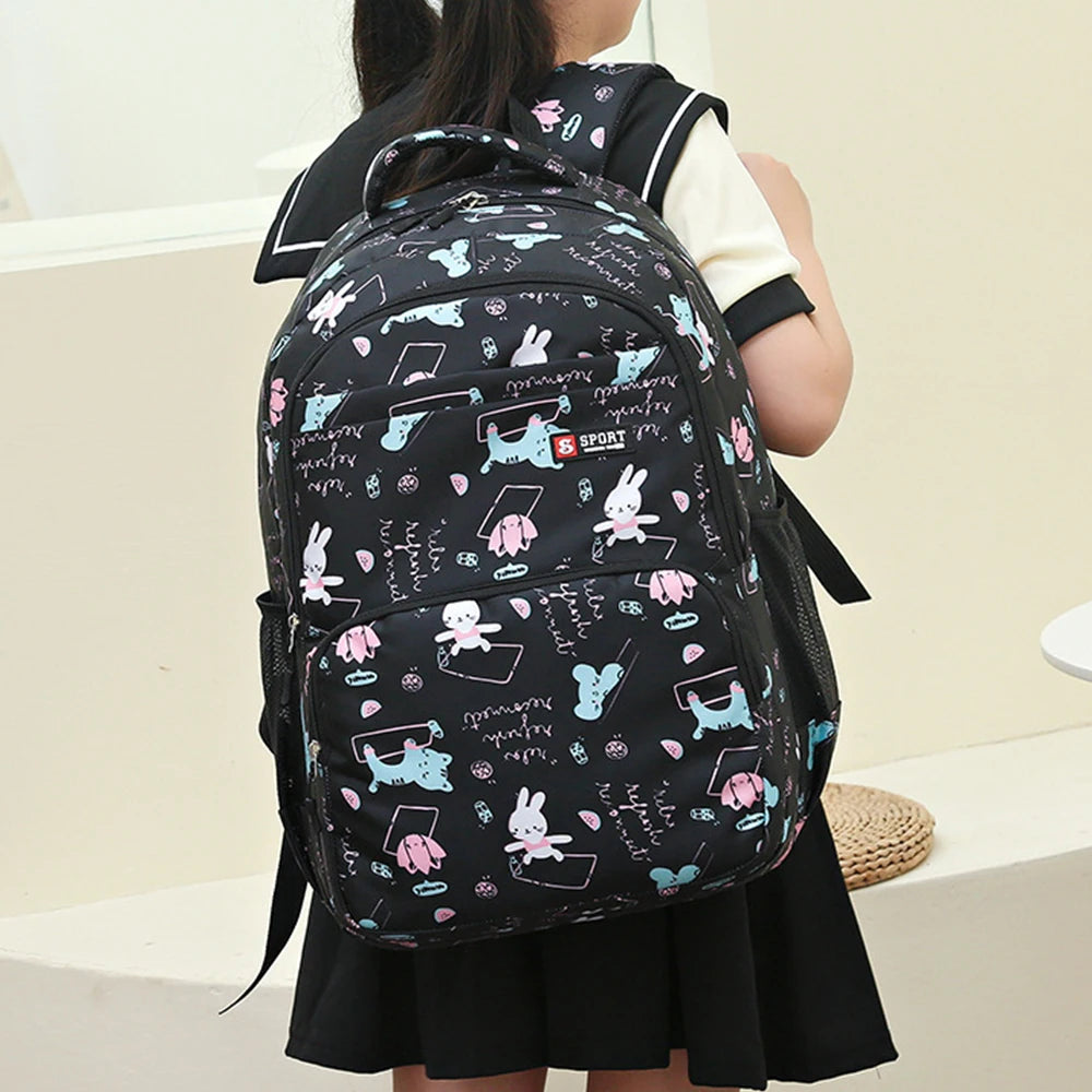 New Large Capacity Backpack Fashionable and Versatile Primary School Girls' School Bag Sweet Cute Lightweight Casual Backpack