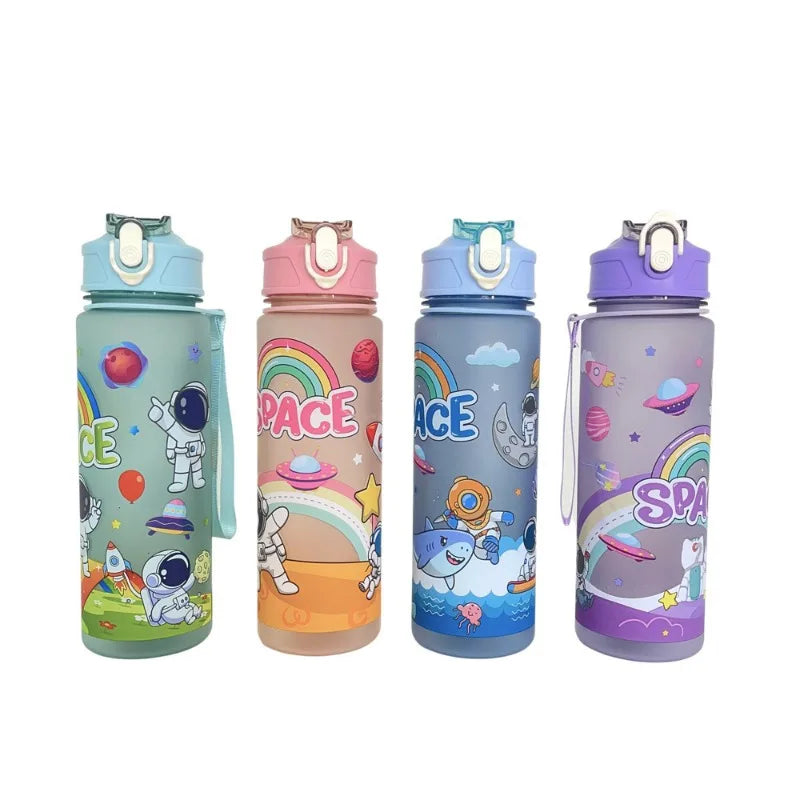 650ML High Capacity Cartoon Astronaut Plastic Space Cup Leak Proof Portable Rope Sippy Cup Water Cup with Latch Outdoor Travel